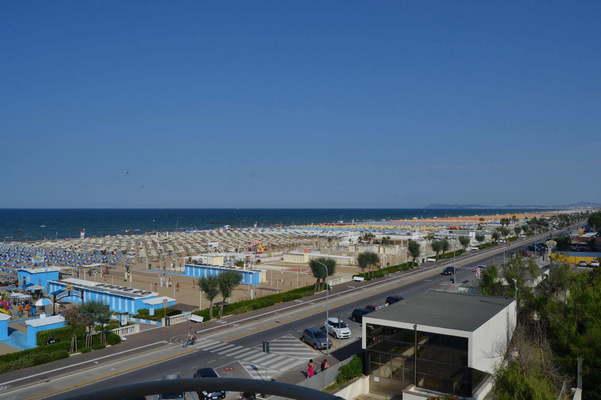 Hotel Audi Frontemare Rimini Dış mekan fotoğraf